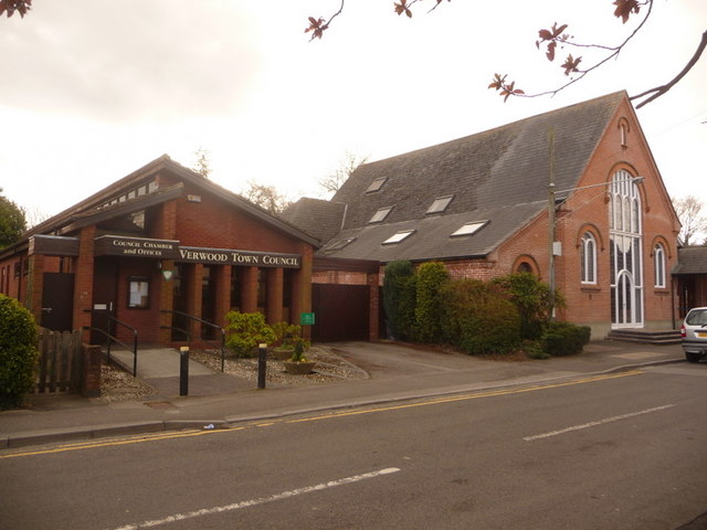 SU0809 : Verwood: Town Council offices by Chris Downer